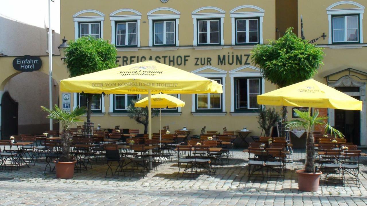 Hotel Brauereigasthof Zur Muenz Seit 1586 Günzburg Esterno foto